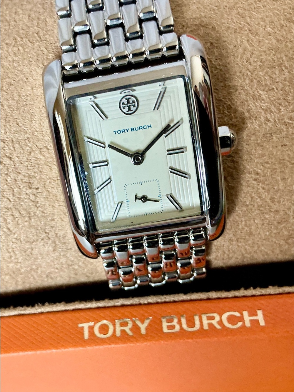 Tory Burch Eleanor Silver Stainless Steel Watch TBW1069 NWT Boxed - Picture 9 of 12
